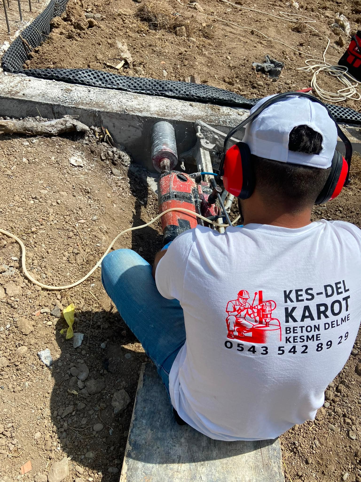 Karot delme ve beton kesme saha çalışması